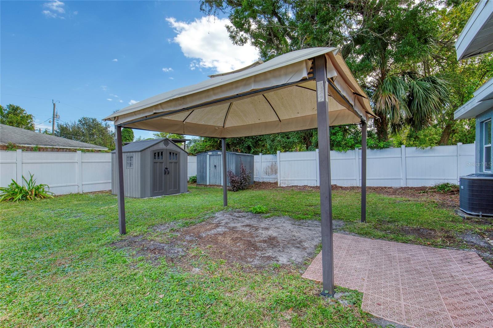 Image 27 of 31 For 843 Niles Street