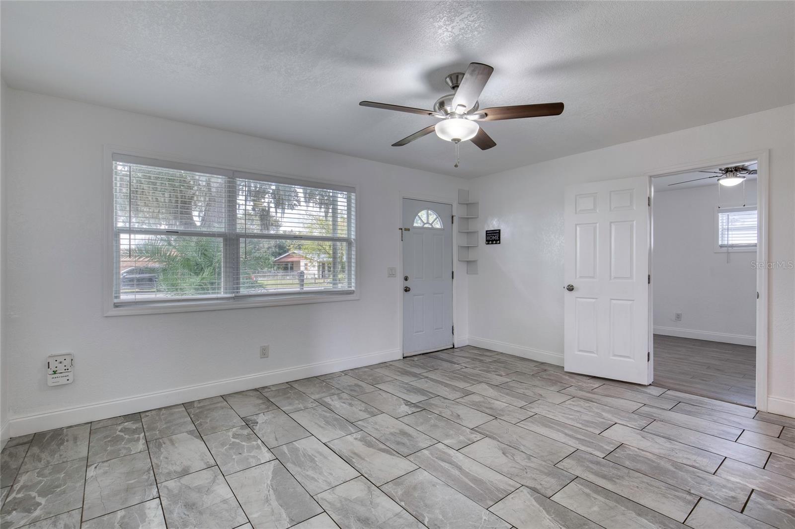 Image 6 of 31 For 843 Niles Street