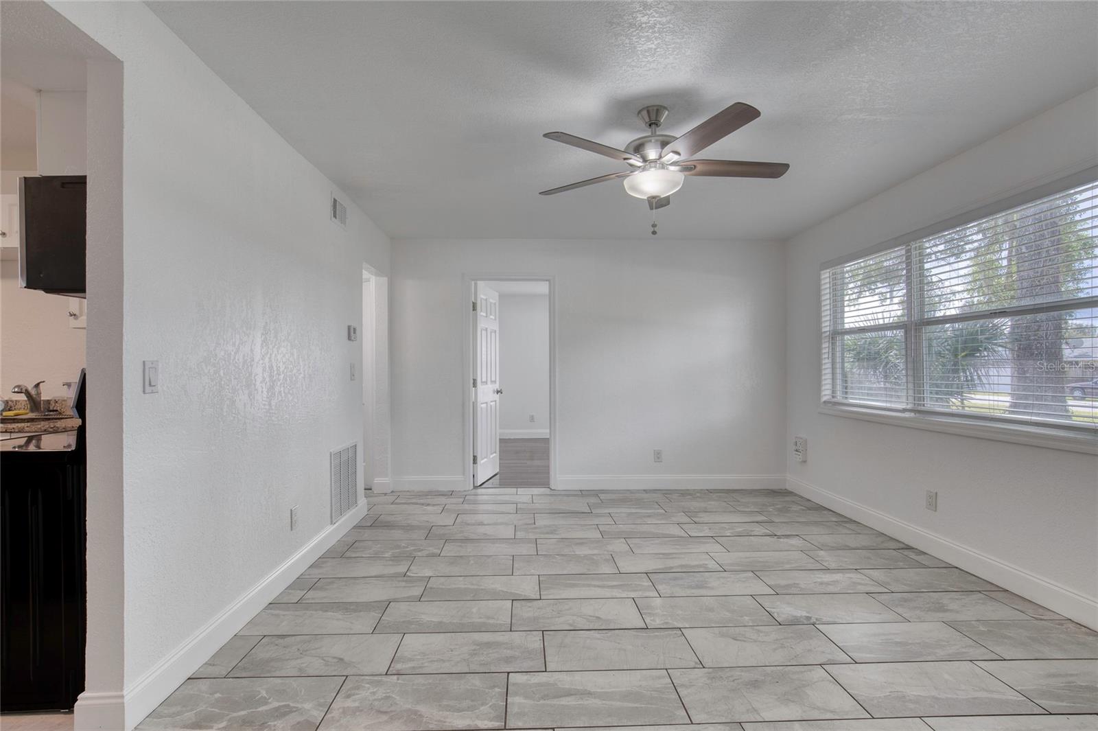 Image 8 of 31 For 843 Niles Street