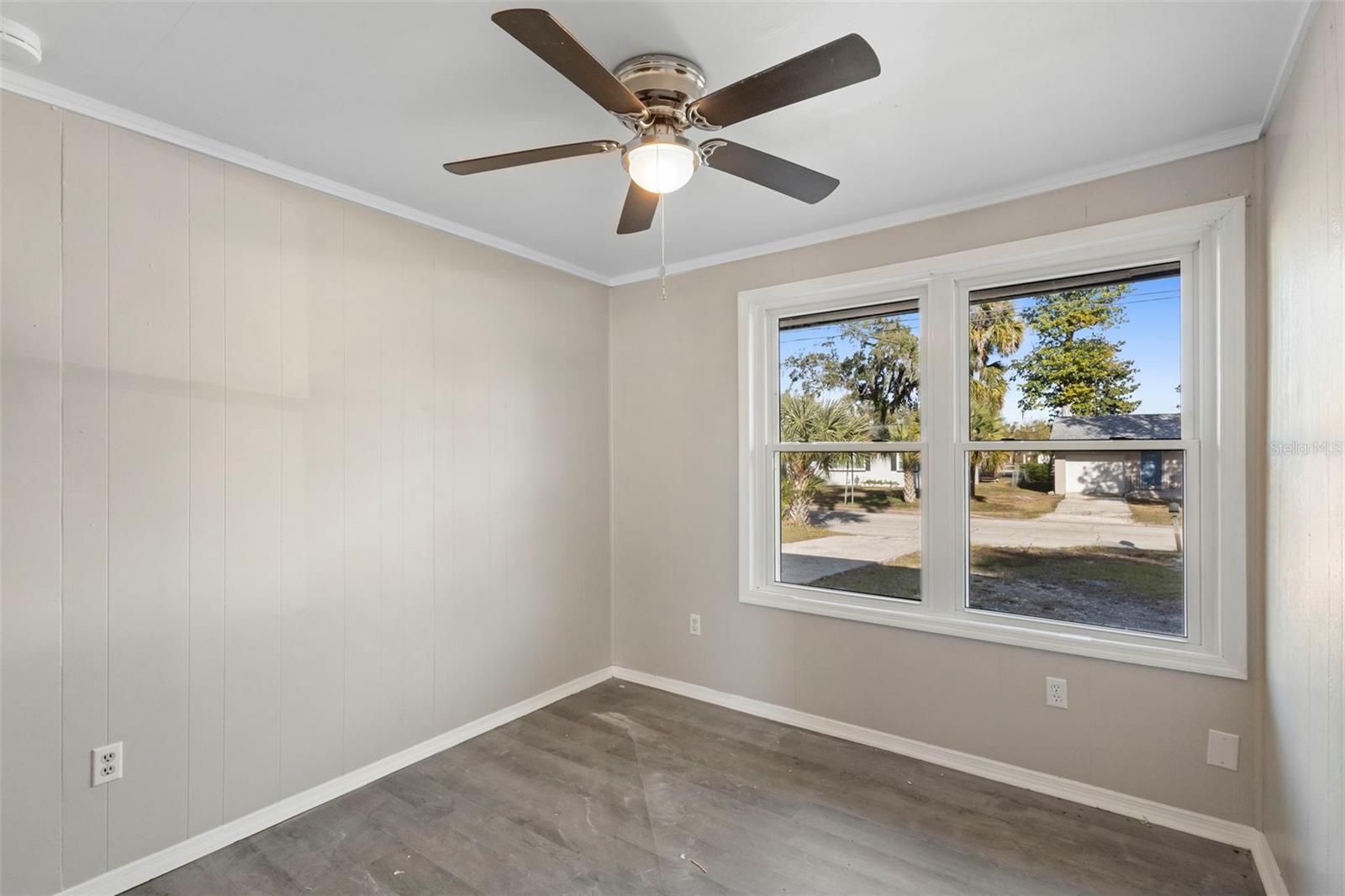 Image 16 of 28 For 748 Colfax Drive