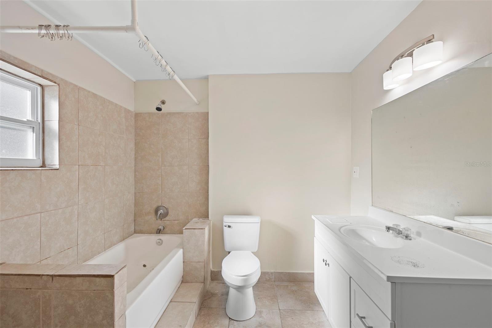 Image 18 of 28 For 748 Colfax Drive