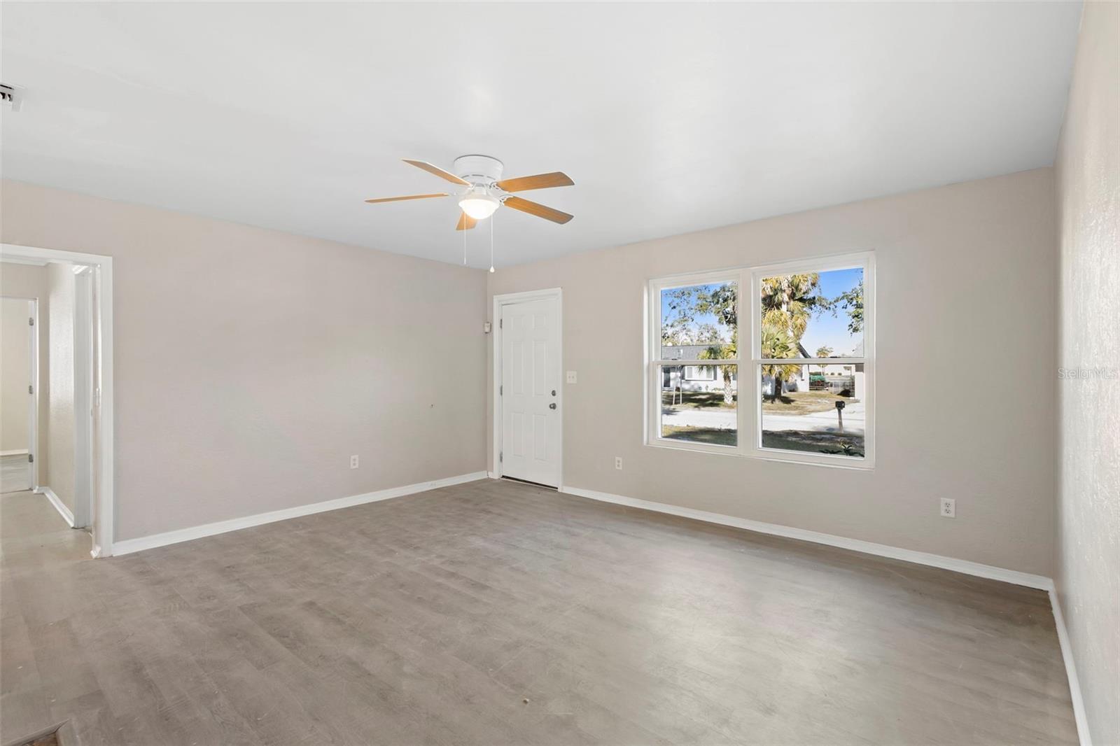 Image 3 of 28 For 748 Colfax Drive