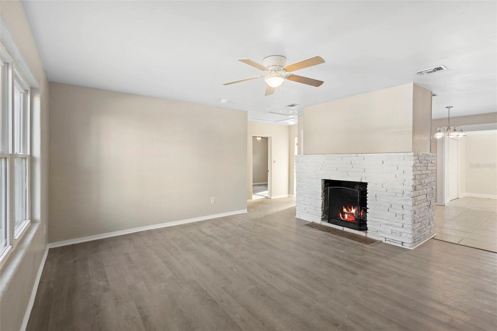 Image 5 of 28 For 748 Colfax Drive