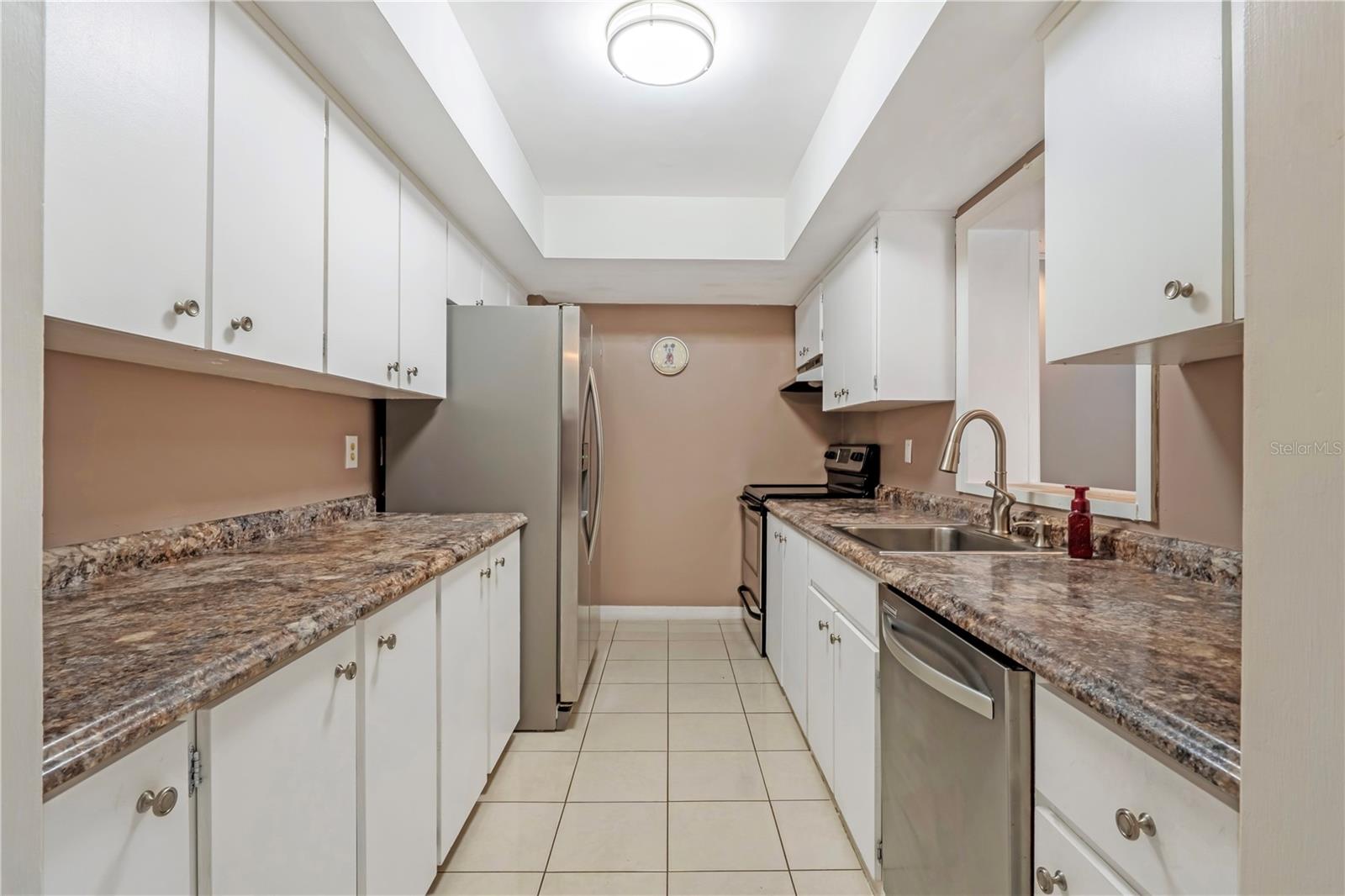 Image 14 of 40 For 2255 Florence Avenue