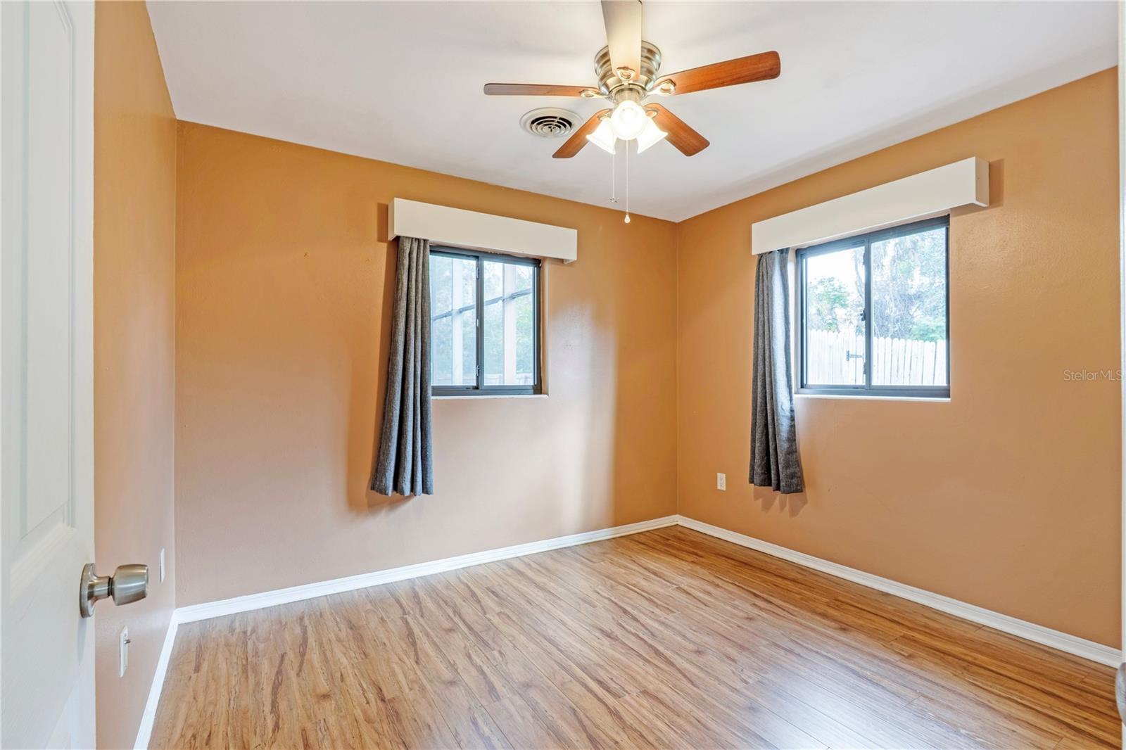 Image 23 of 40 For 2255 Florence Avenue