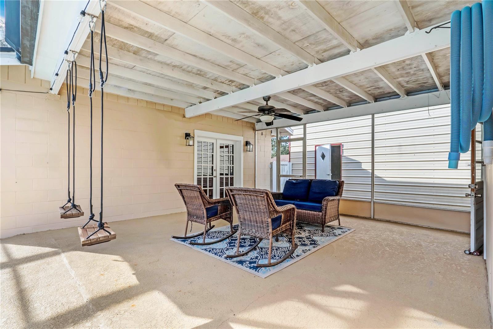 Image 29 of 40 For 2255 Florence Avenue