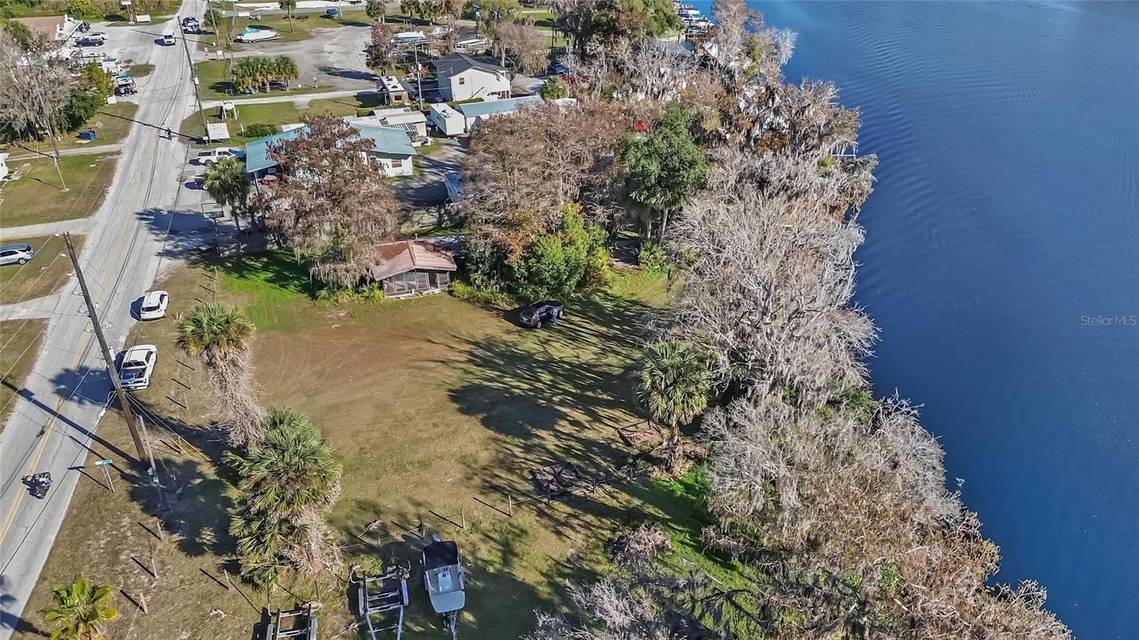 Image 12 of 47 For 55512 Front Street