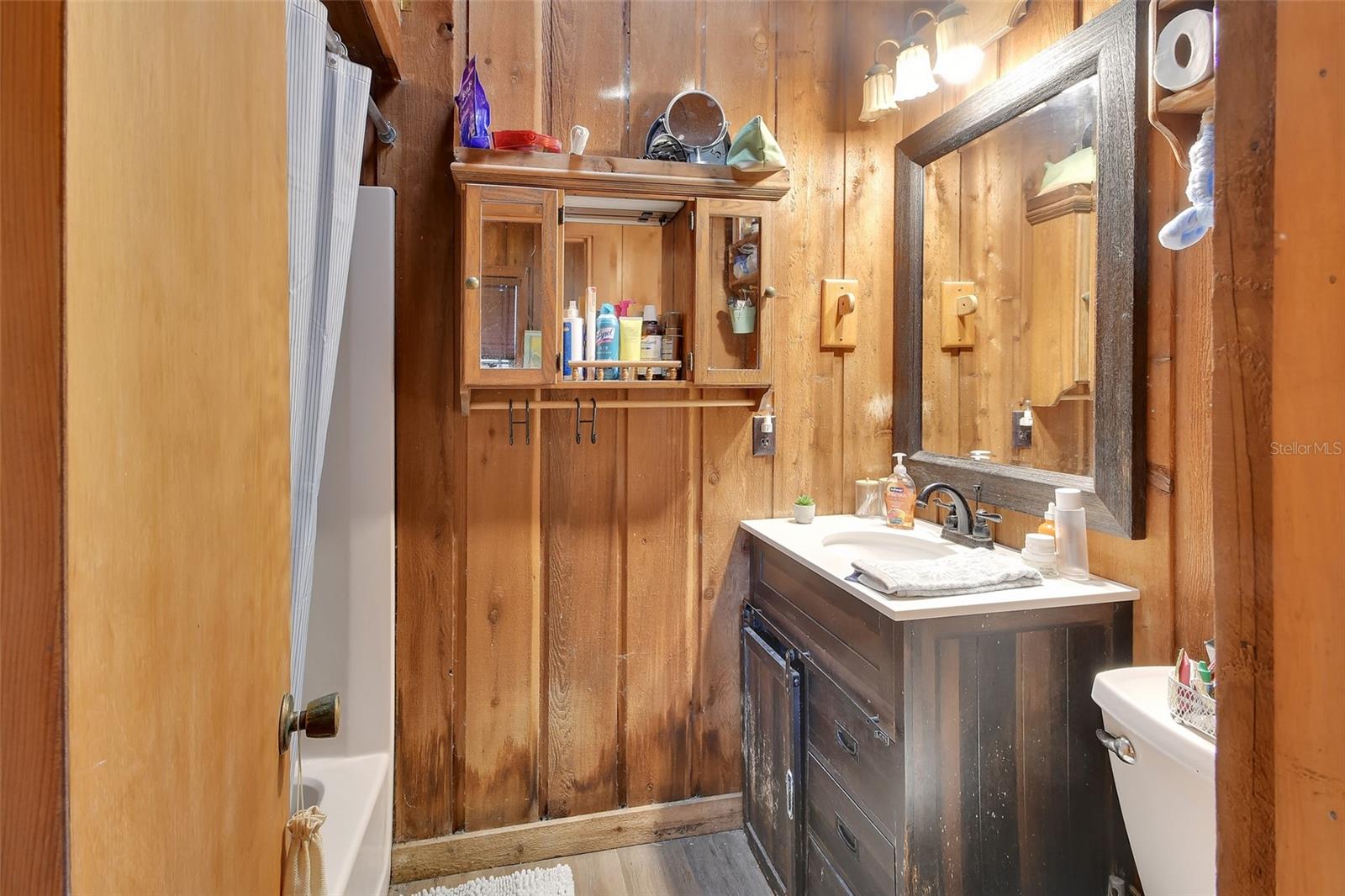 Image 39 of 47 For 55512 Front Street