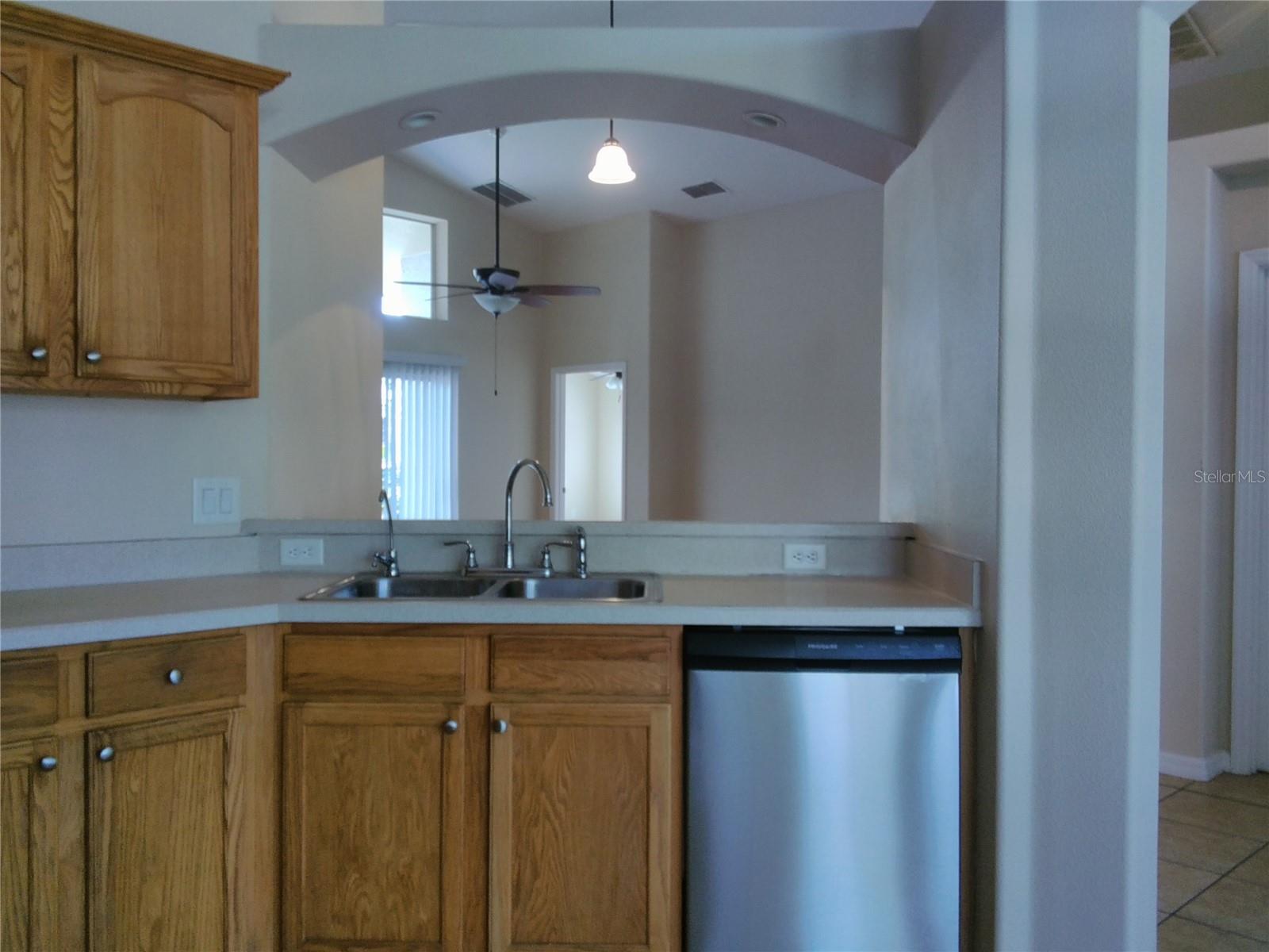 Image 9 of 28 For 3069 Twinleaf Avenue