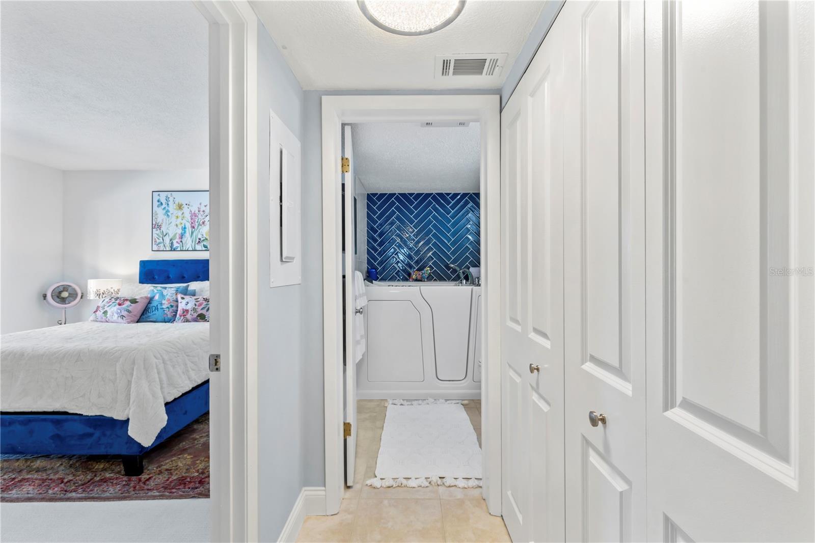 Image 16 of 34 For 503 Causeway  1020