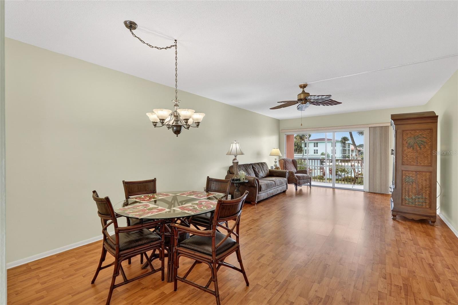 Image 10 of 31 For 721 Beach Street 207a