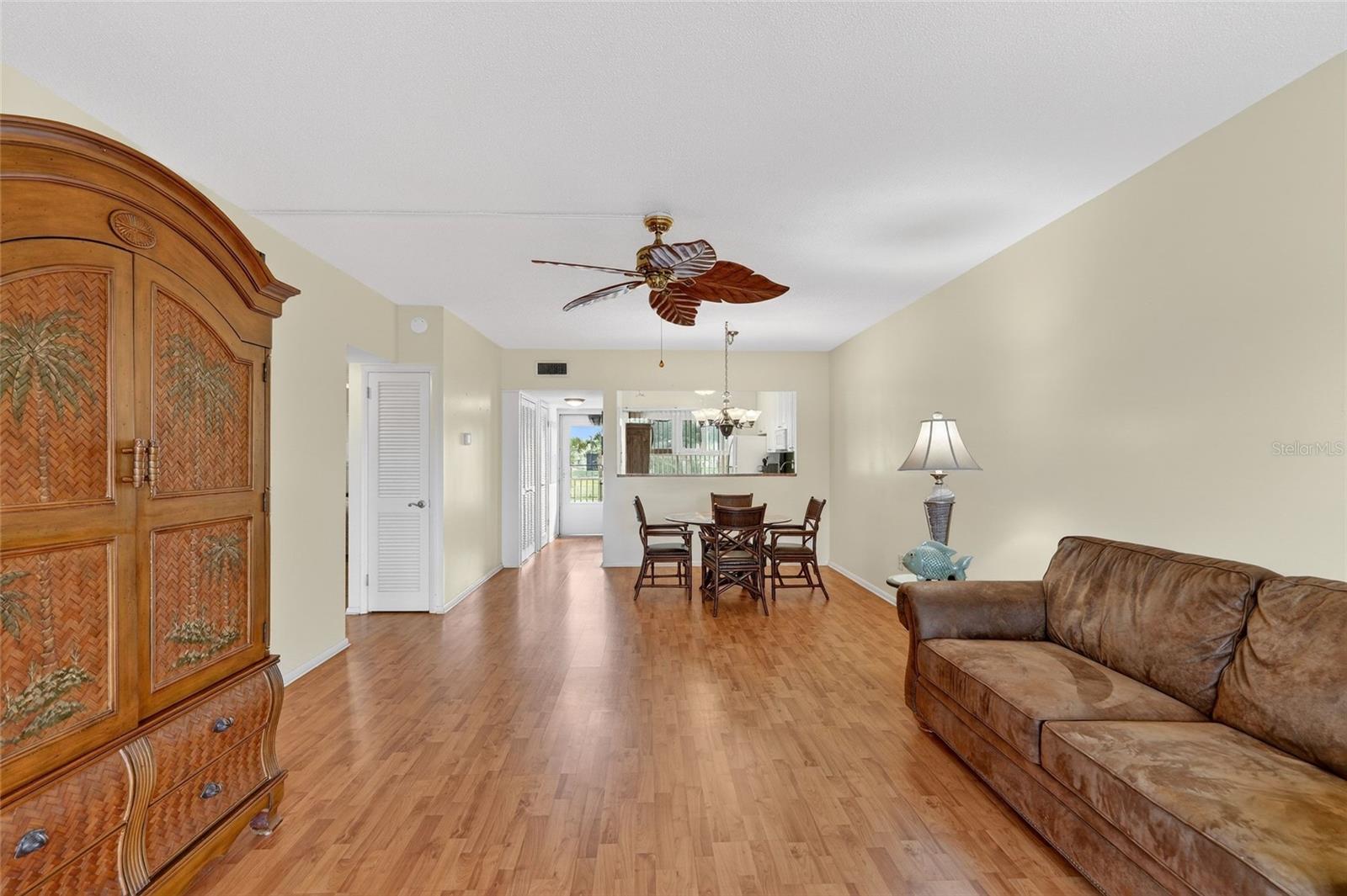 Image 16 of 31 For 721 Beach Street 207a