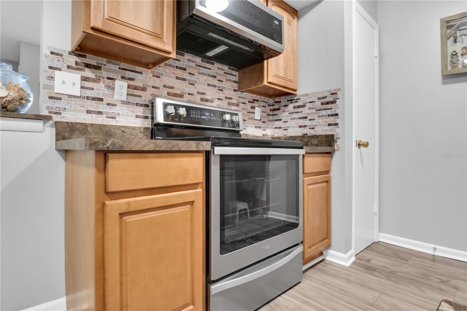 Image 12 of 28 For 1600 Big Tree Road U6