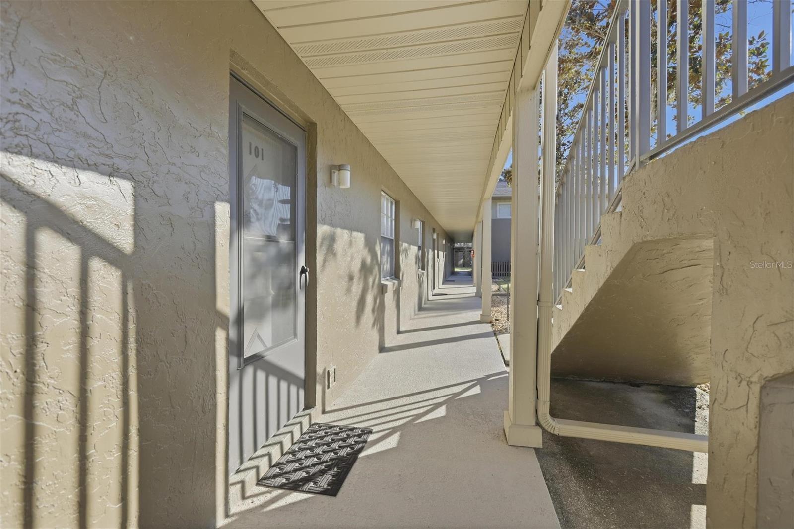 Image 15 of 52 For 1640 Juno Trail 101h