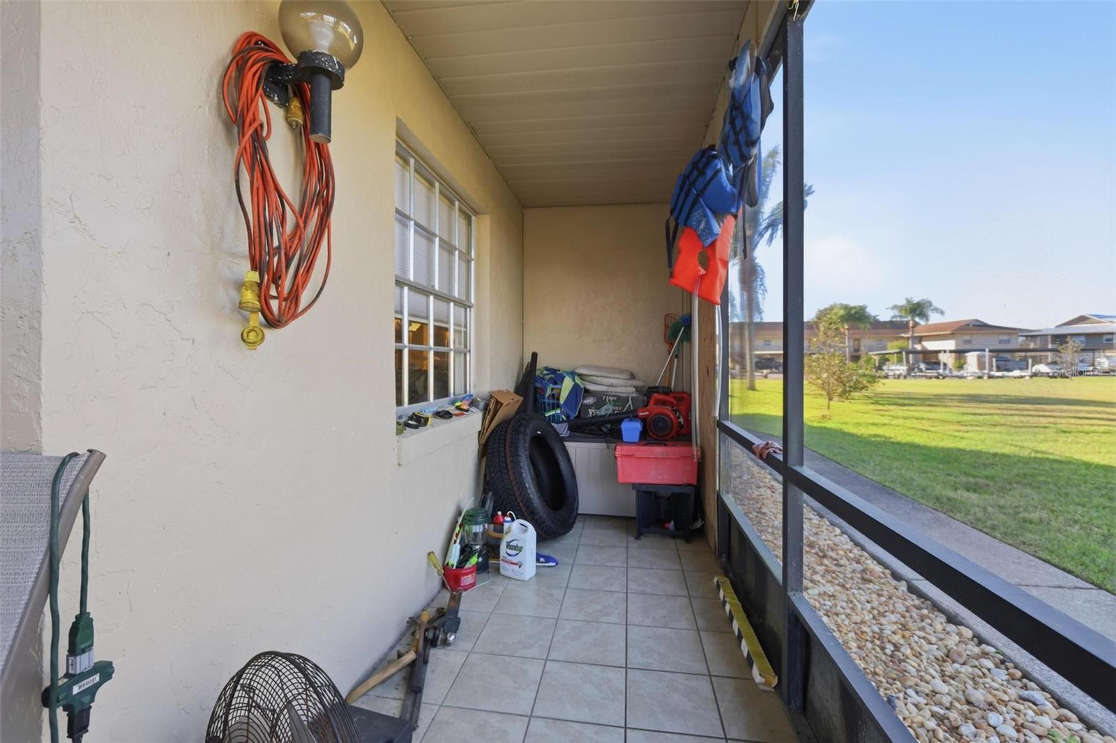 Image 32 of 52 For 1640 Juno Trail 101h