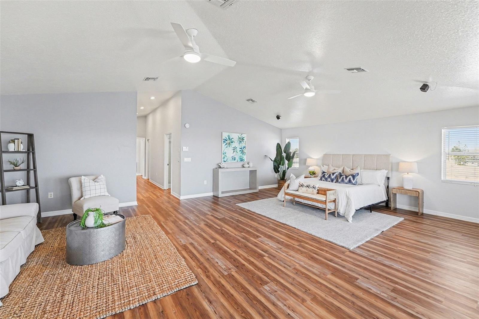 Image 17 of 34 For 14215 Bayshore Drive