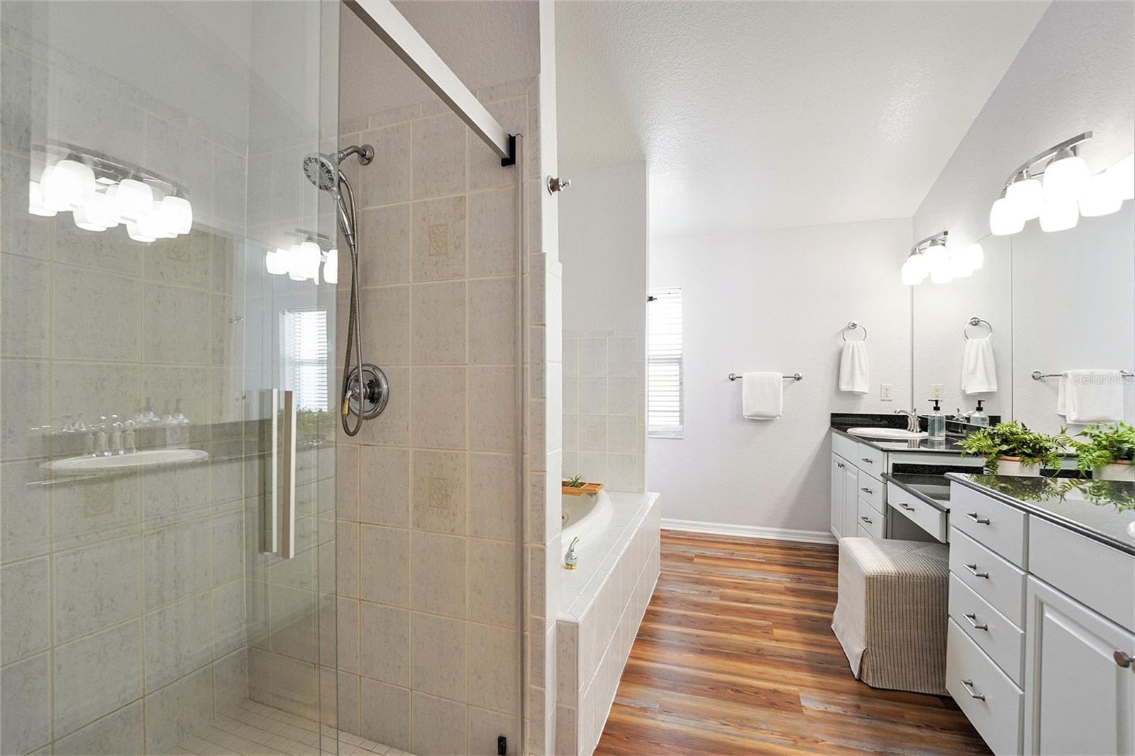 Image 18 of 34 For 14215 Bayshore Drive