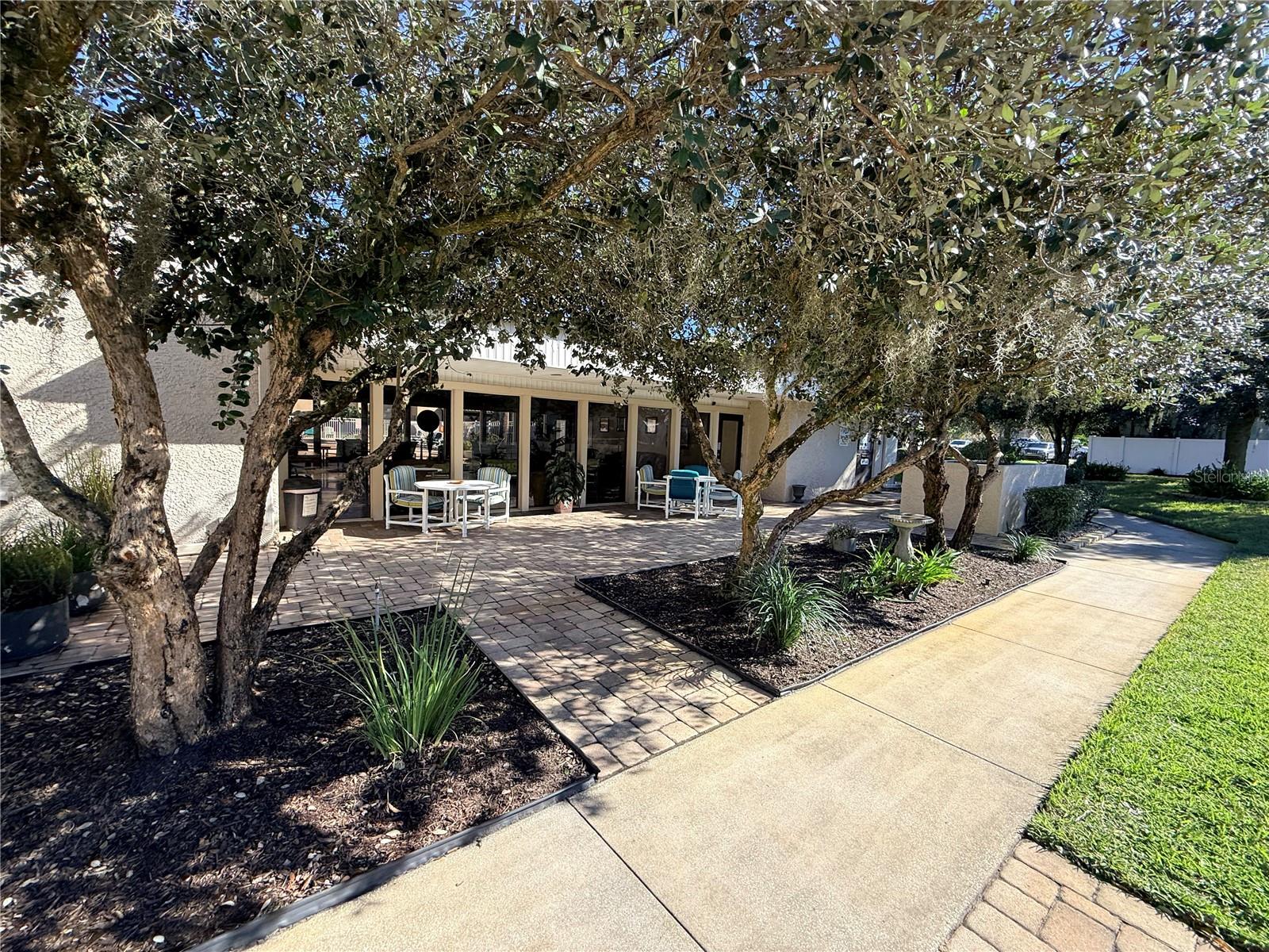 Image 23 of 26 For 100 Kentucky Avenue A6