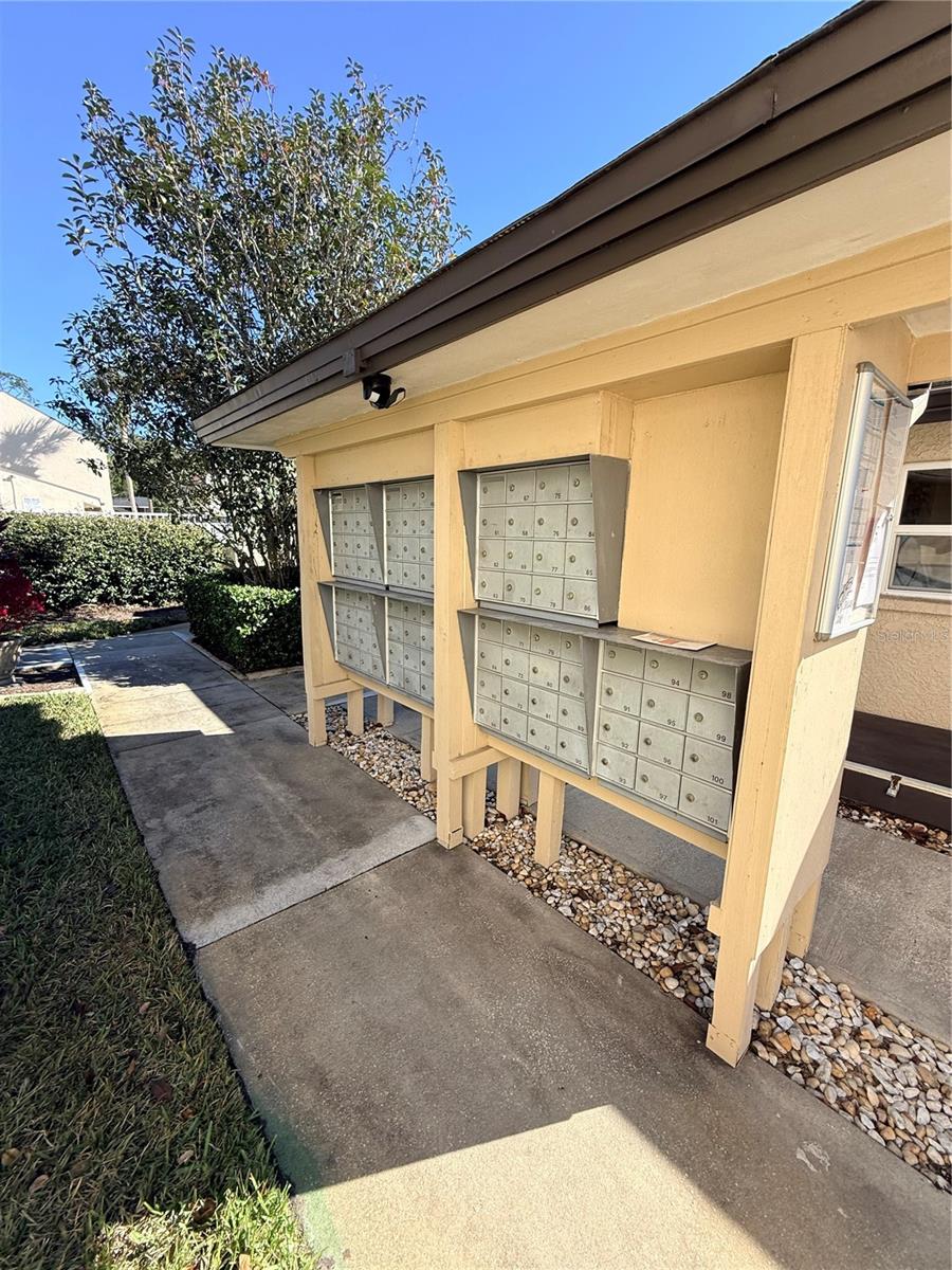 Image 24 of 26 For 100 Kentucky Avenue A6