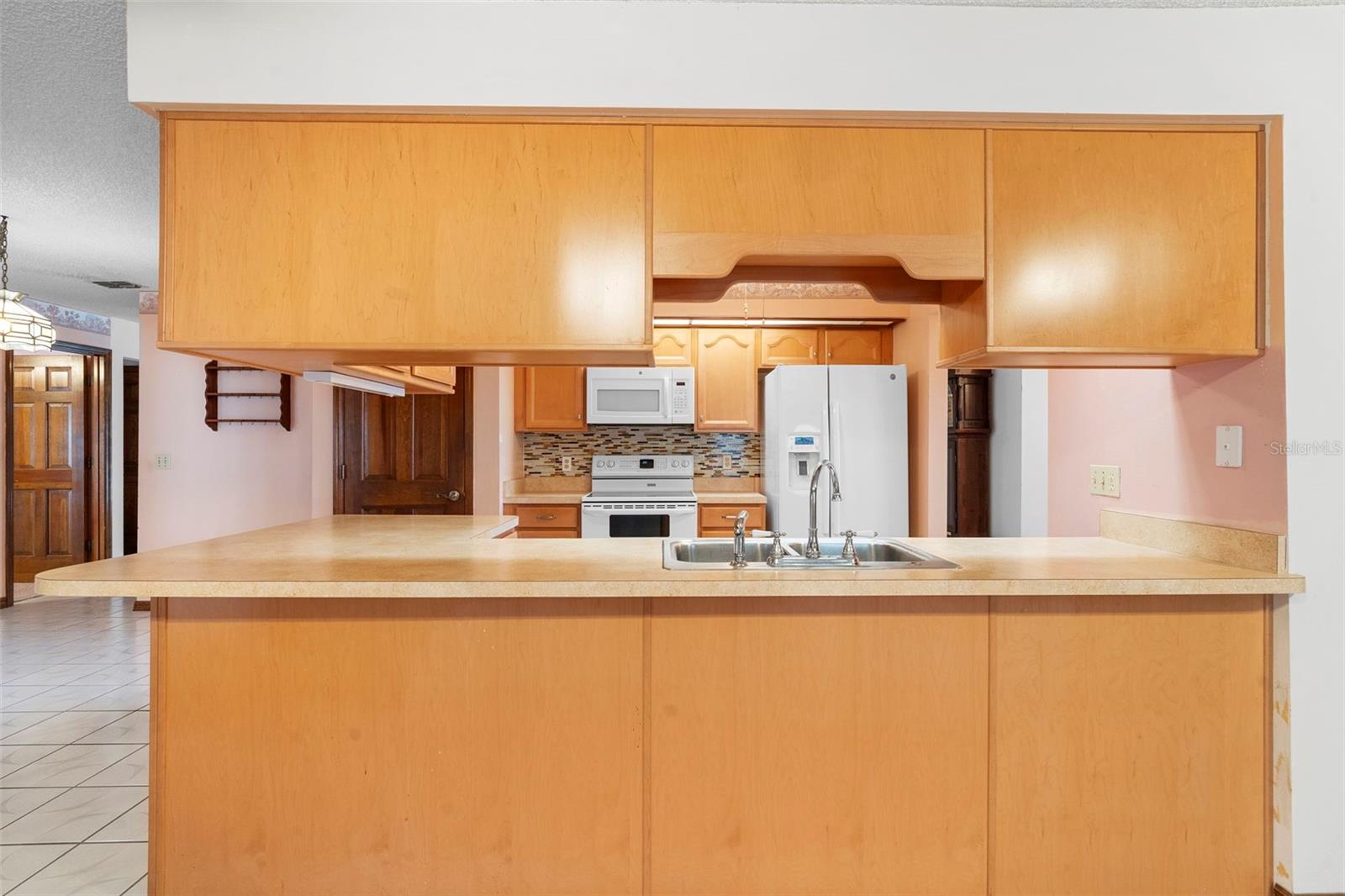 Image 10 of 56 For 2200 Bannister Street