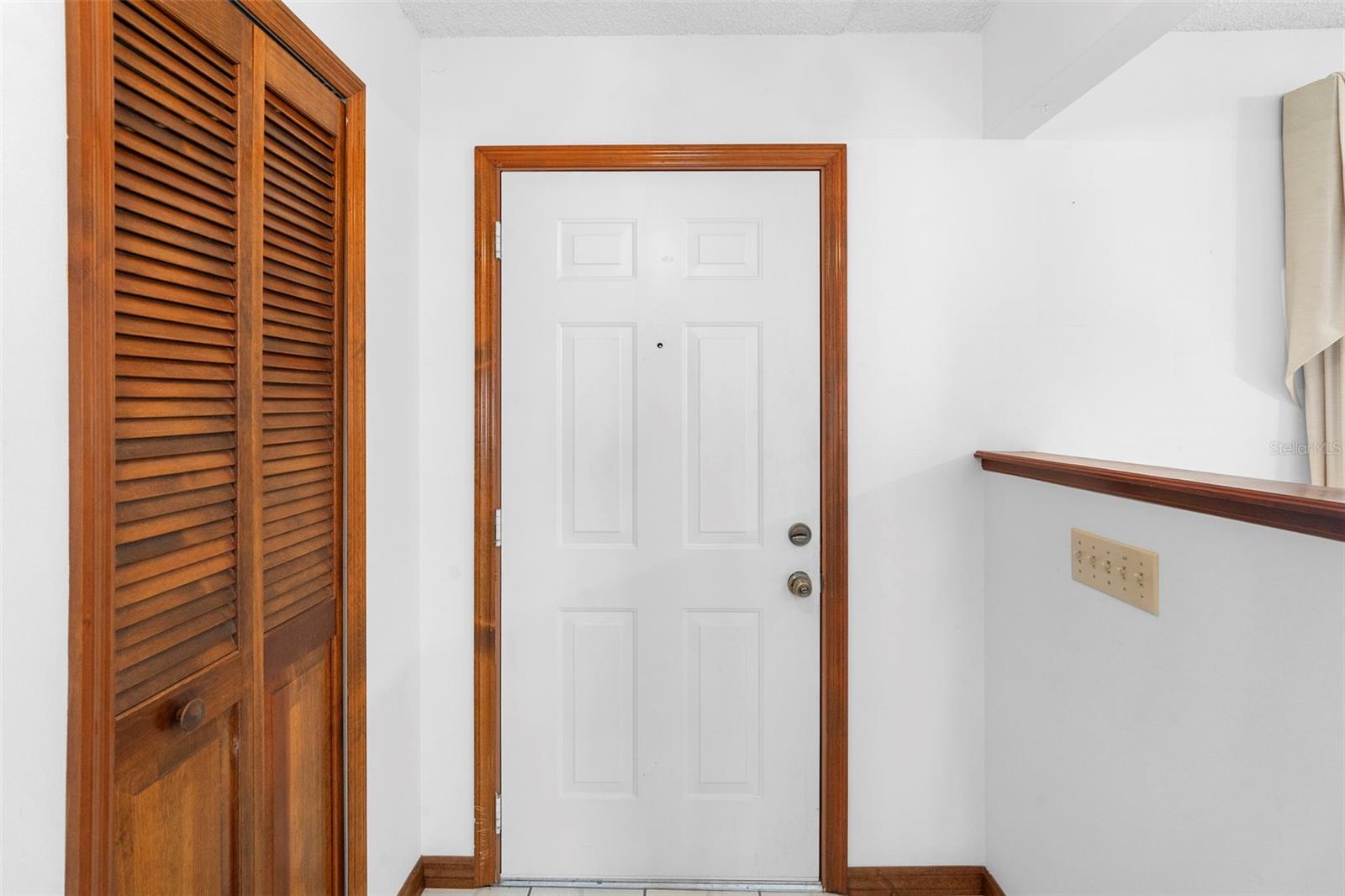 Image 18 of 56 For 2200 Bannister Street