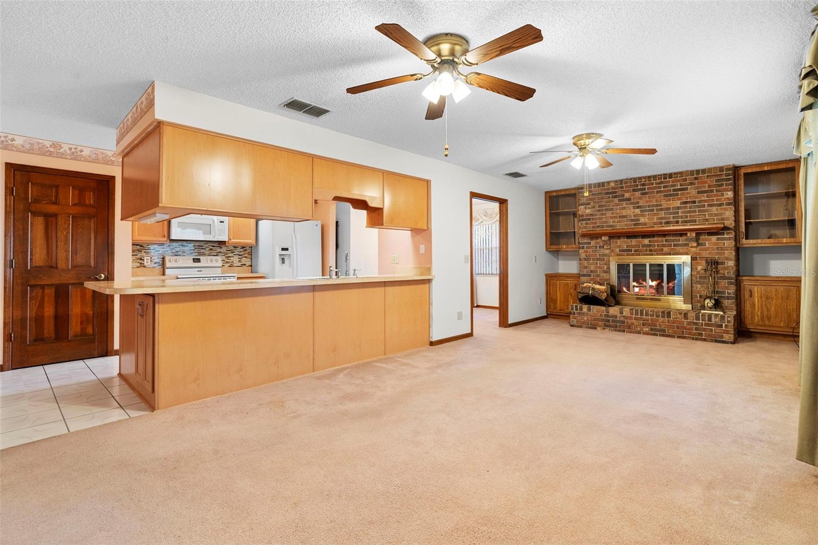 Image 9 of 56 For 2200 Bannister Street