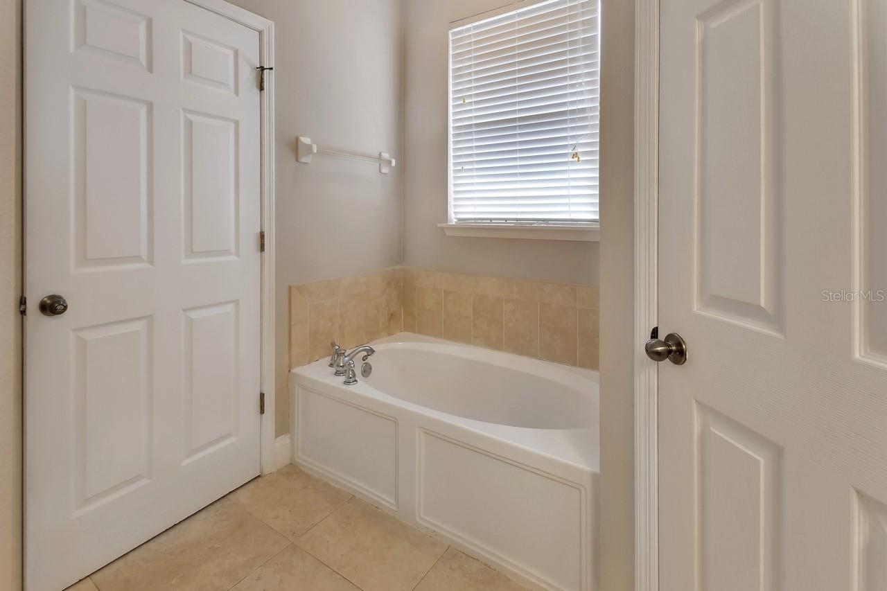 Image 24 of 42 For 5353 Coquina Shores Lane