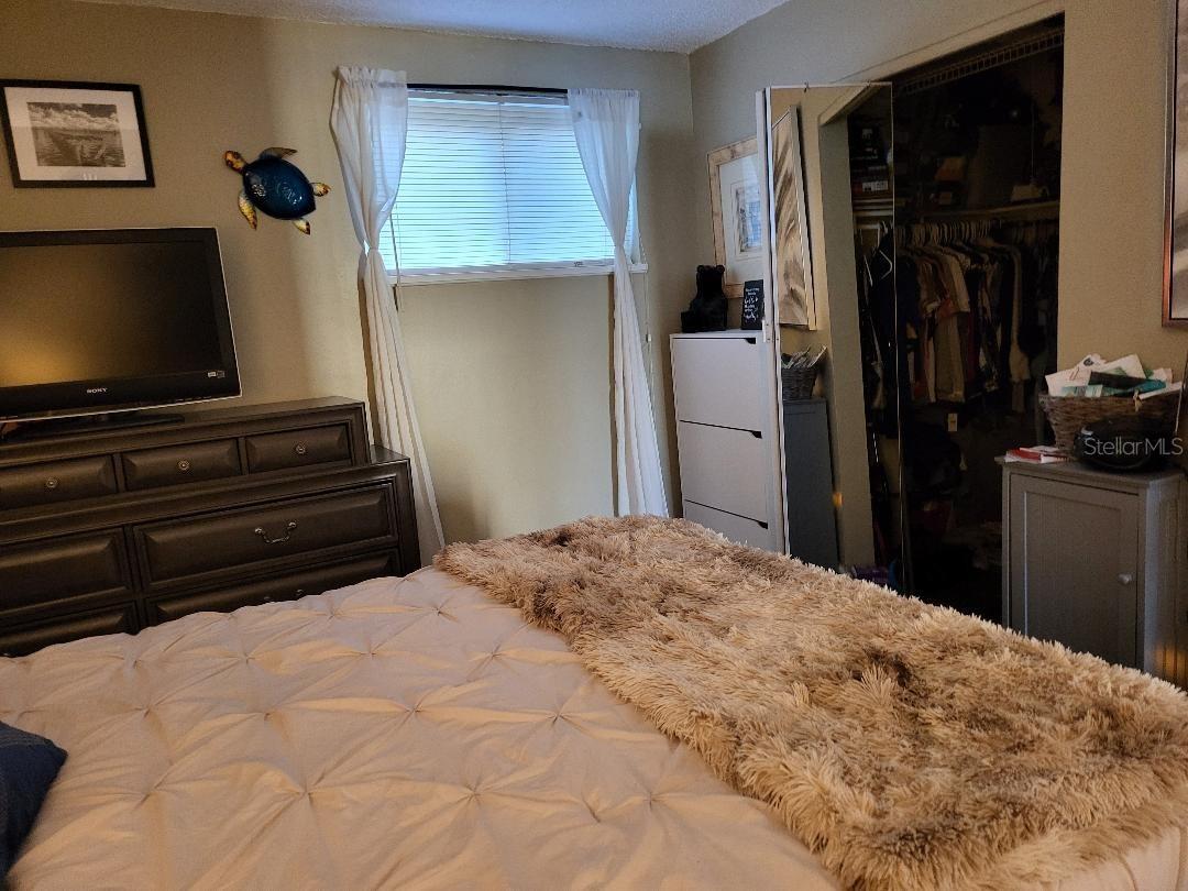 Image 8 of 25 For 550 Orange Drive 1