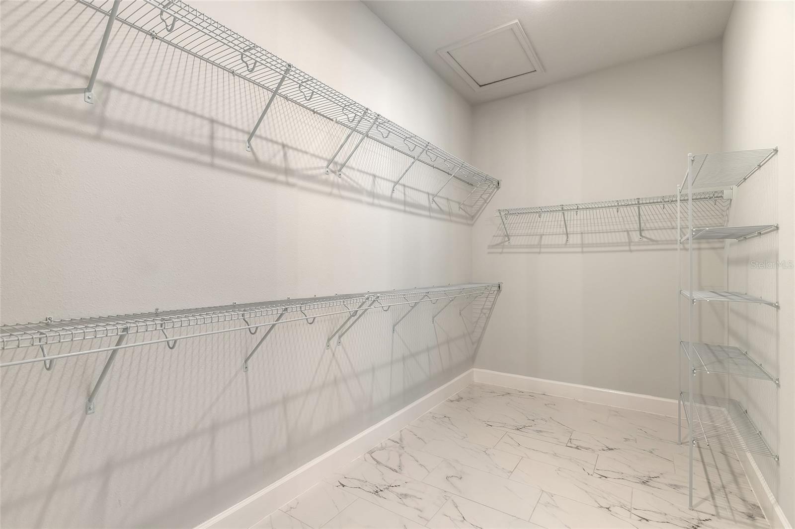 Image 10 of 21 For 301 Aquamarine Way