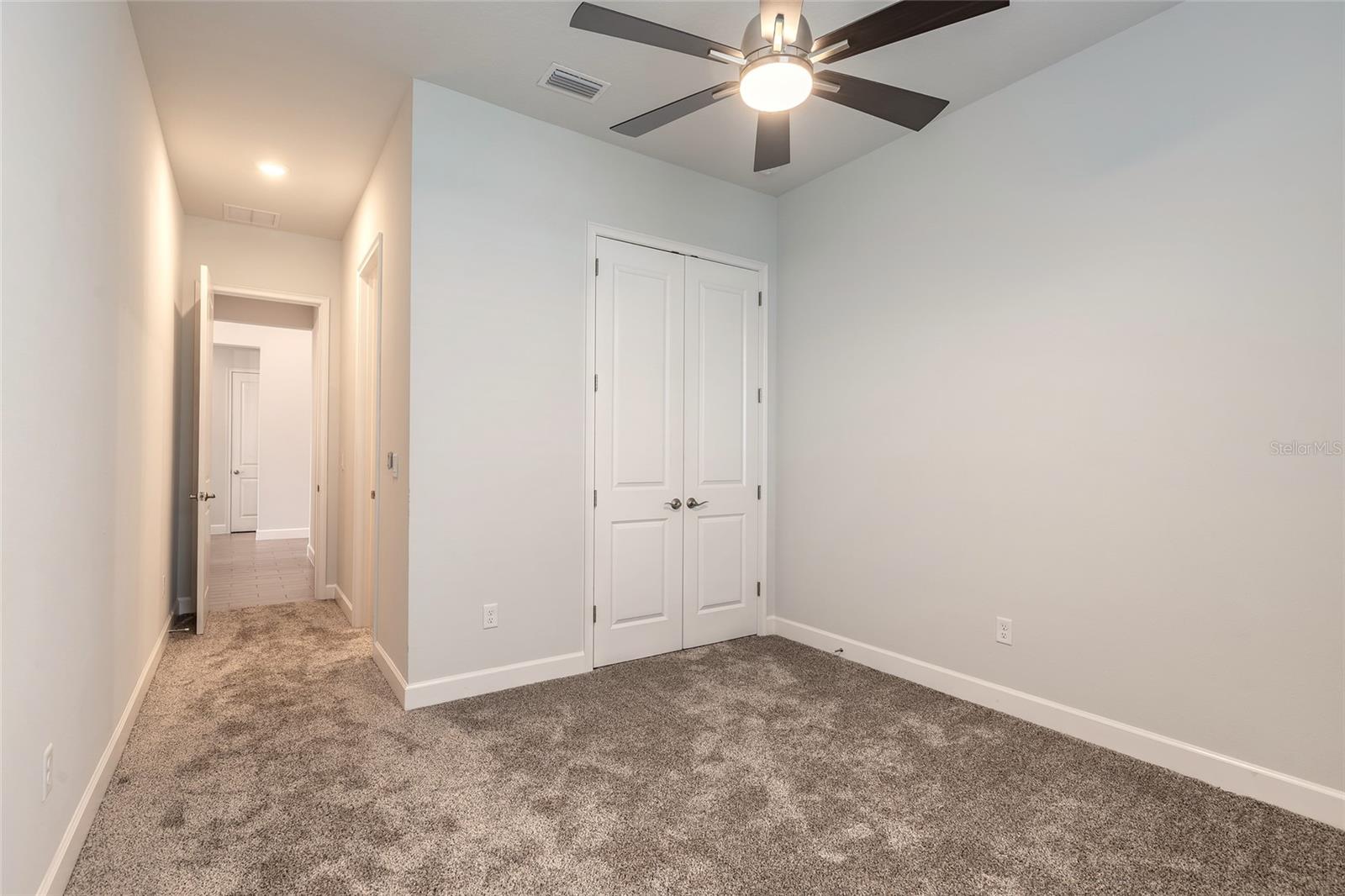 Image 12 of 21 For 301 Aquamarine Way