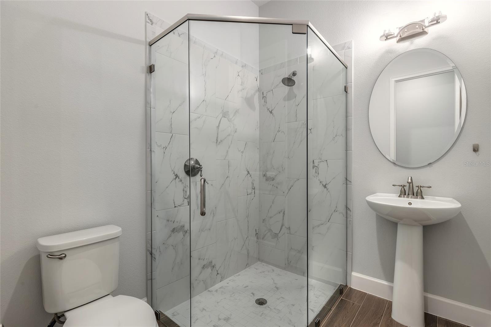 Image 13 of 21 For 301 Aquamarine Way