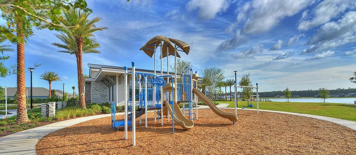 Image 20 of 21 For 301 Aquamarine Way