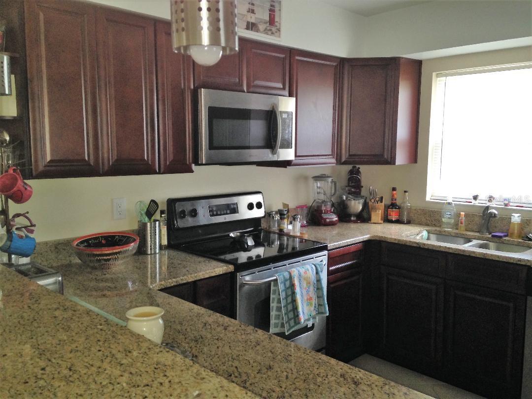 Image 10 of 10 For 1498 Findlay Street