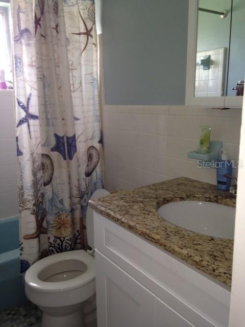 Image 9 of 10 For 1498 Findlay Street