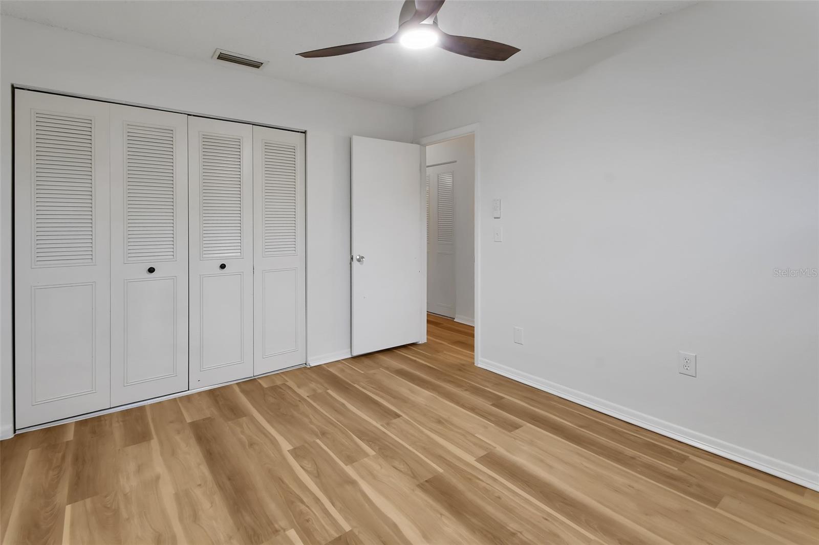 Image 10 of 20 For 3 Villa Villar Court 30