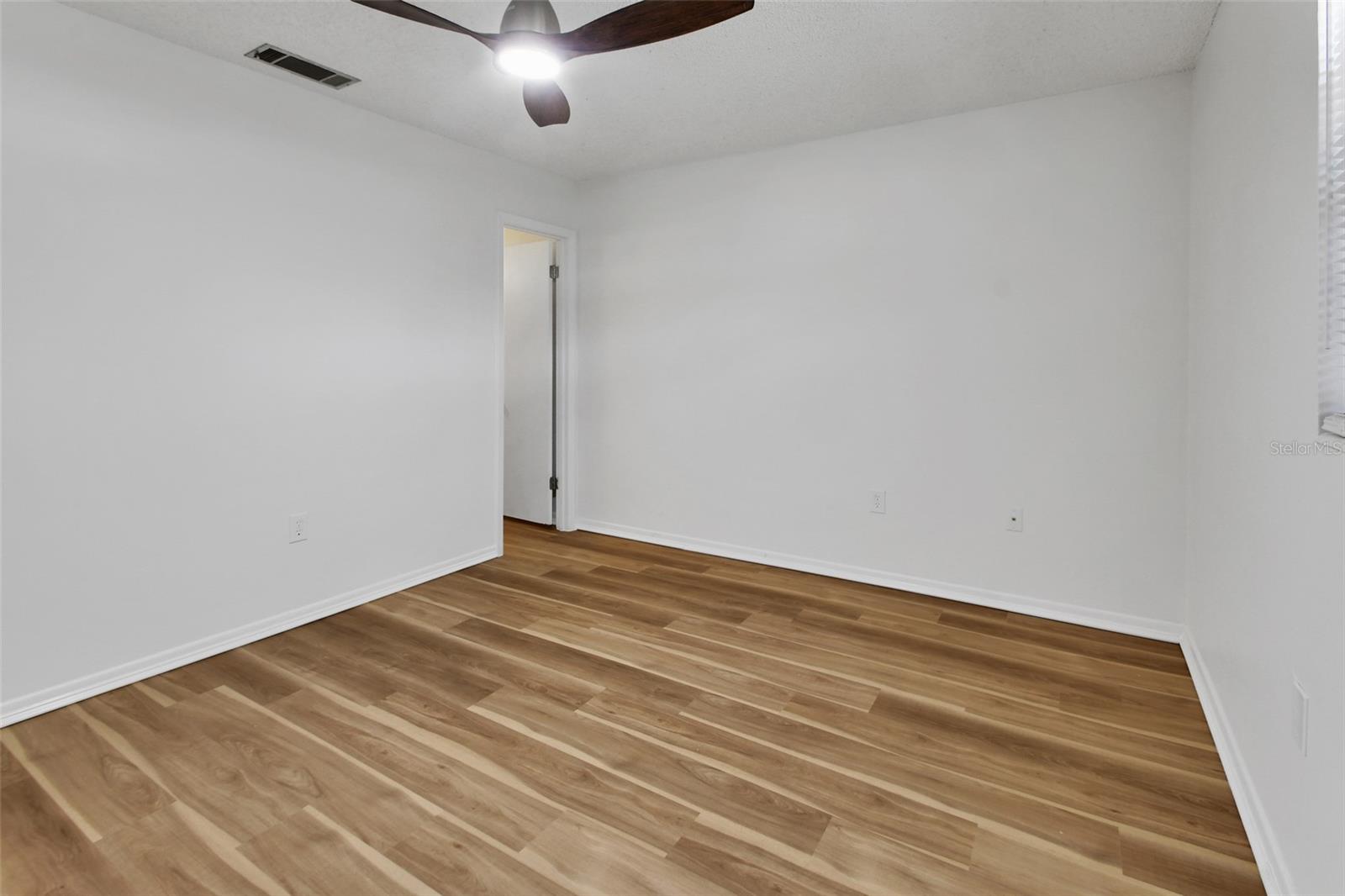 Image 13 of 20 For 3 Villa Villar Court 30