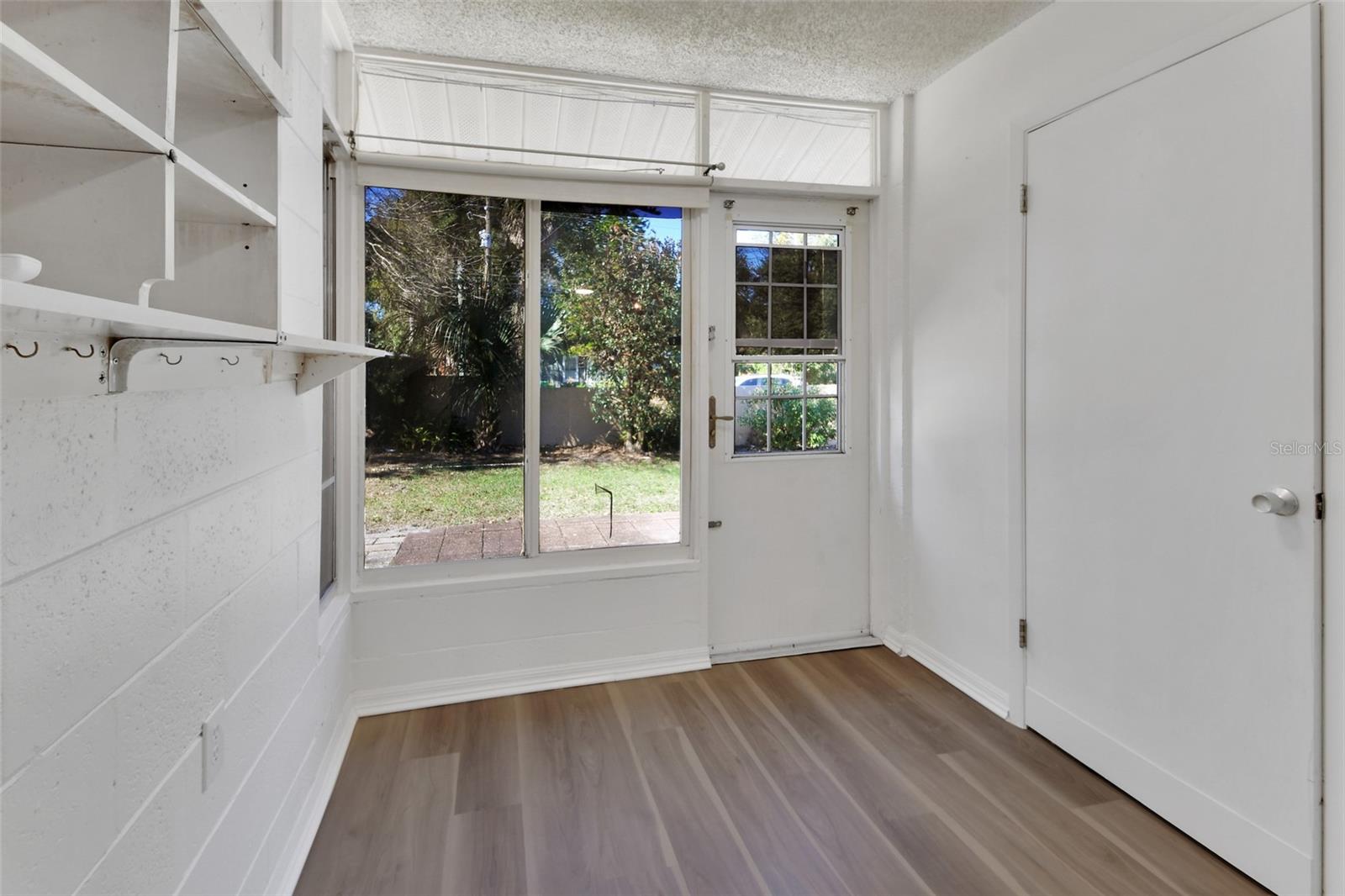 Image 15 of 20 For 3 Villa Villar Court 30