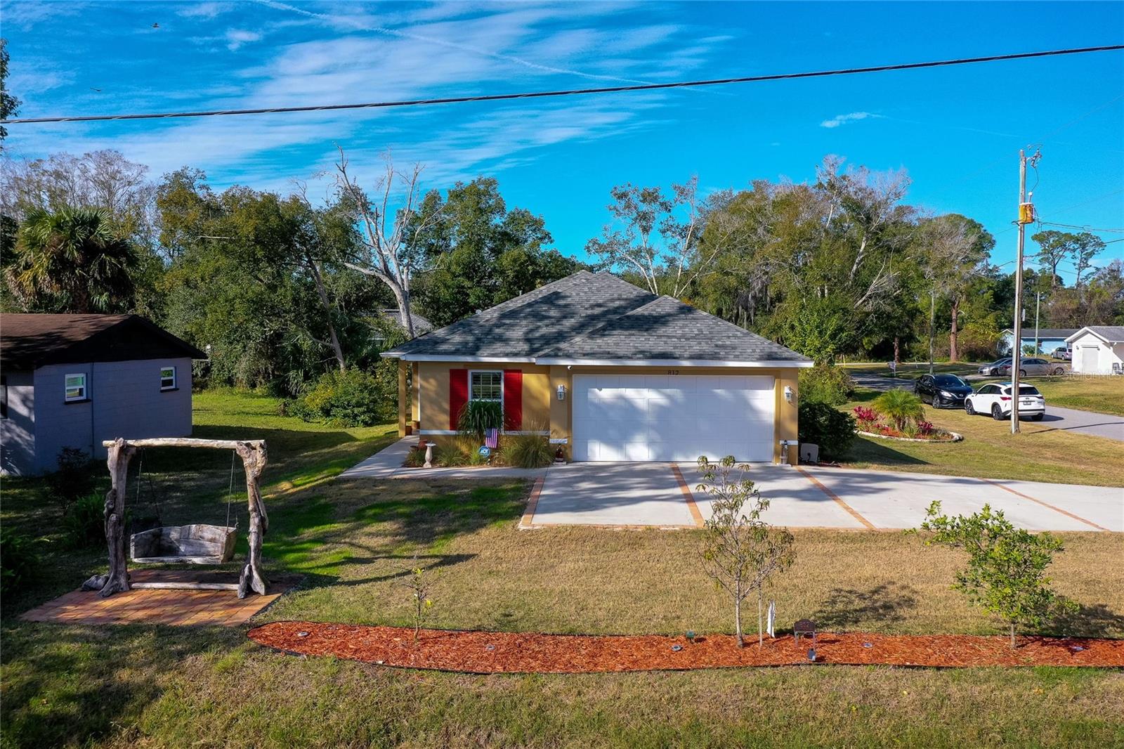 Image 2 of 38 For 812 Hamilton Street