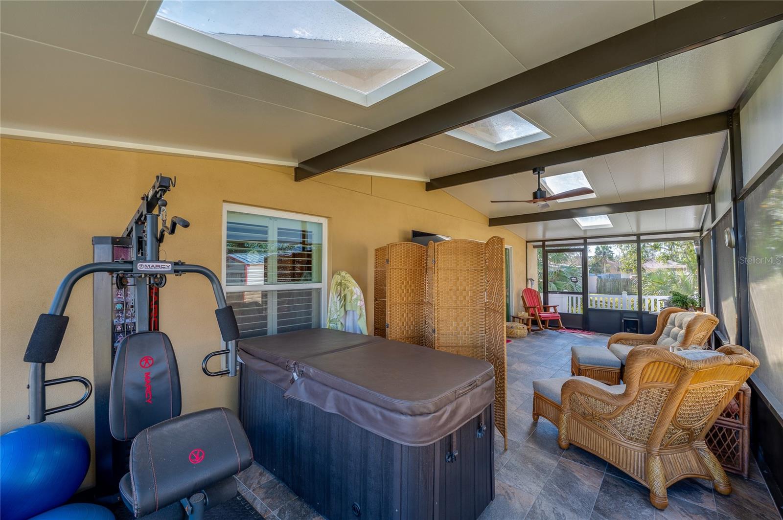 Image 29 of 38 For 812 Hamilton Street