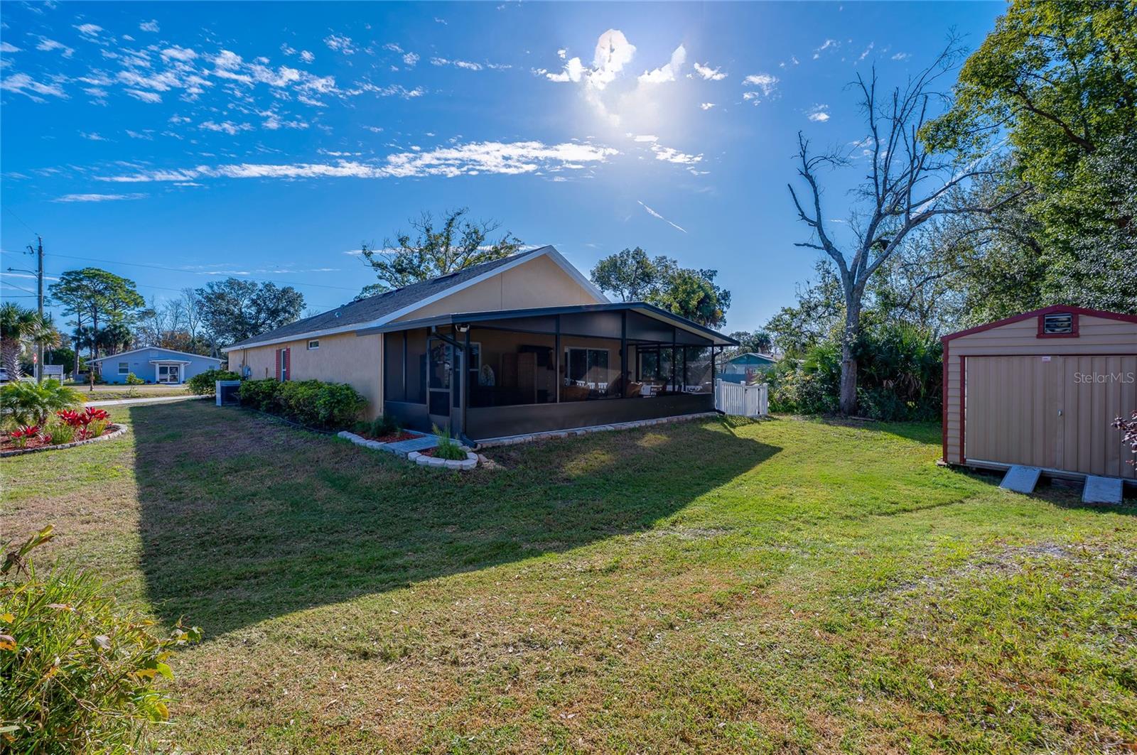 Image 32 of 38 For 812 Hamilton Street