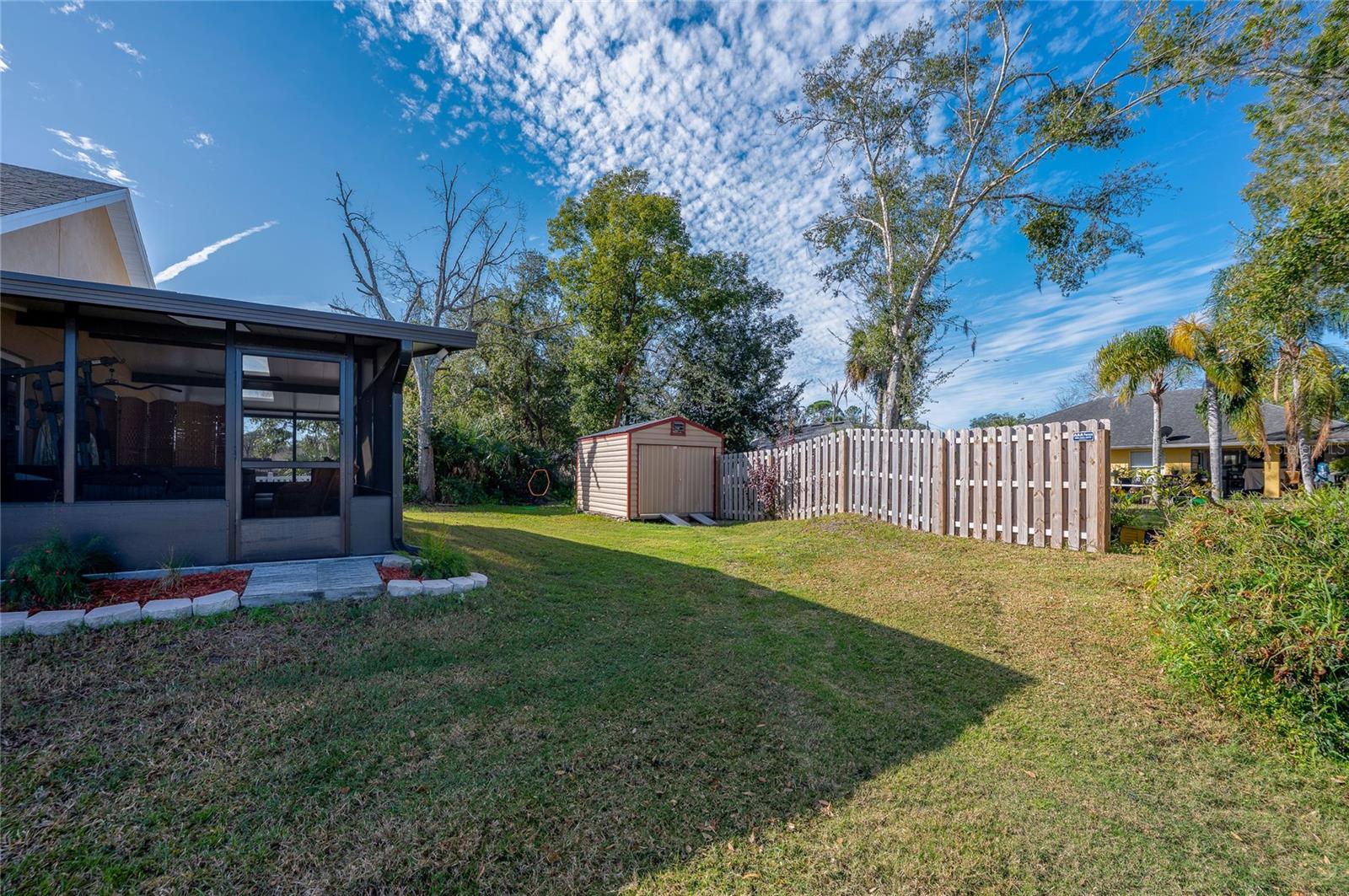 Image 33 of 38 For 812 Hamilton Street