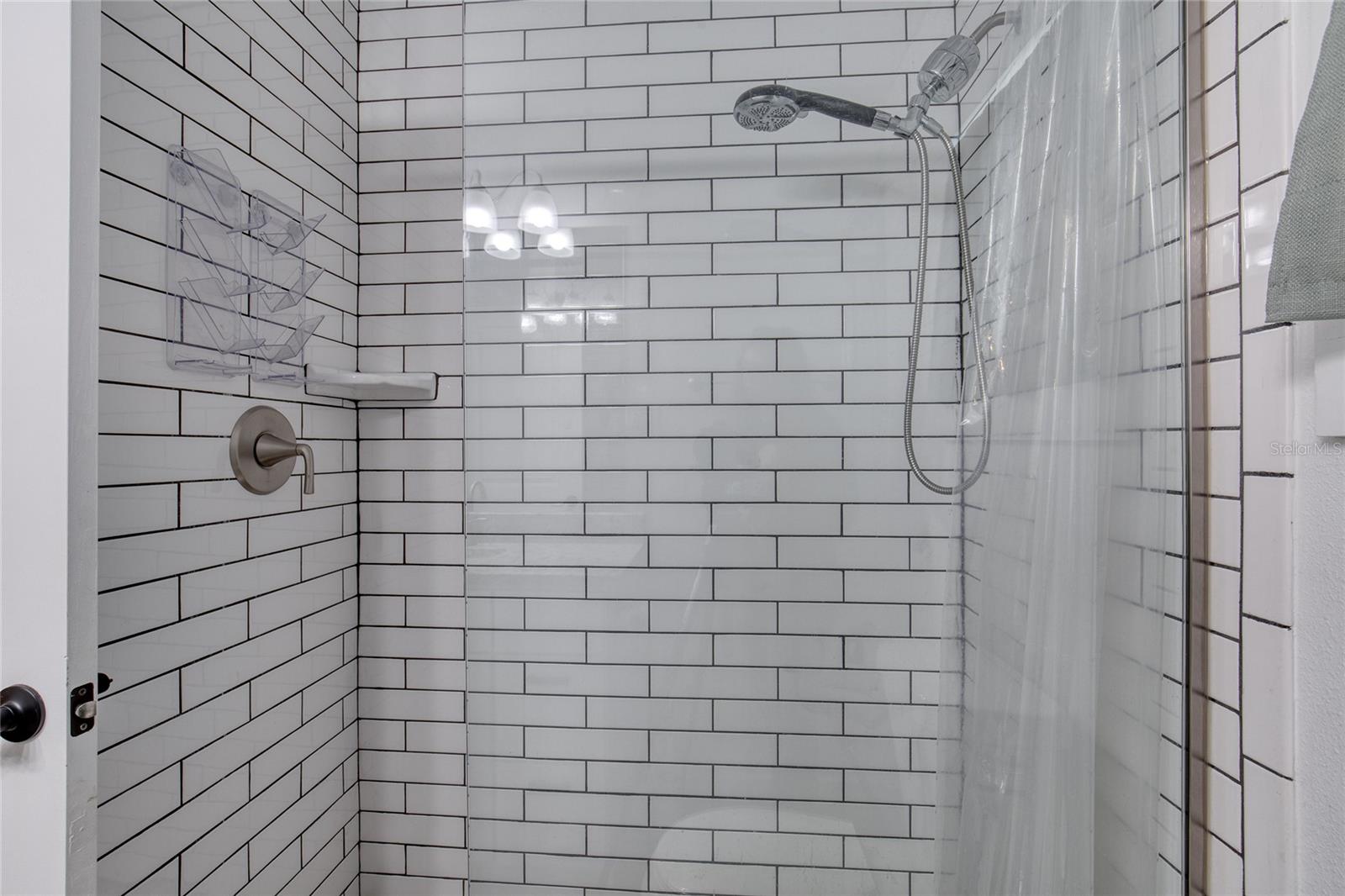 Image 29 of 52 For 917 Stage Street