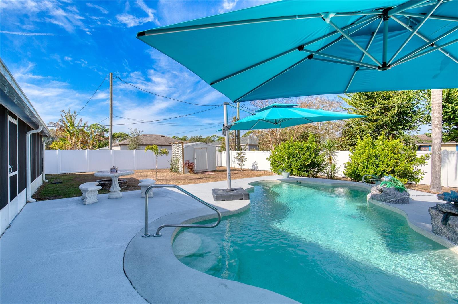 Image 40 of 52 For 917 Stage Street