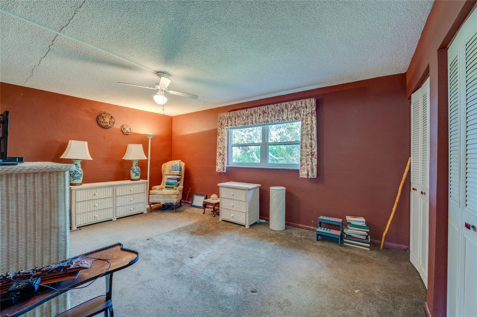 Image 20 of 36 For 625 Halifax Avenue 30