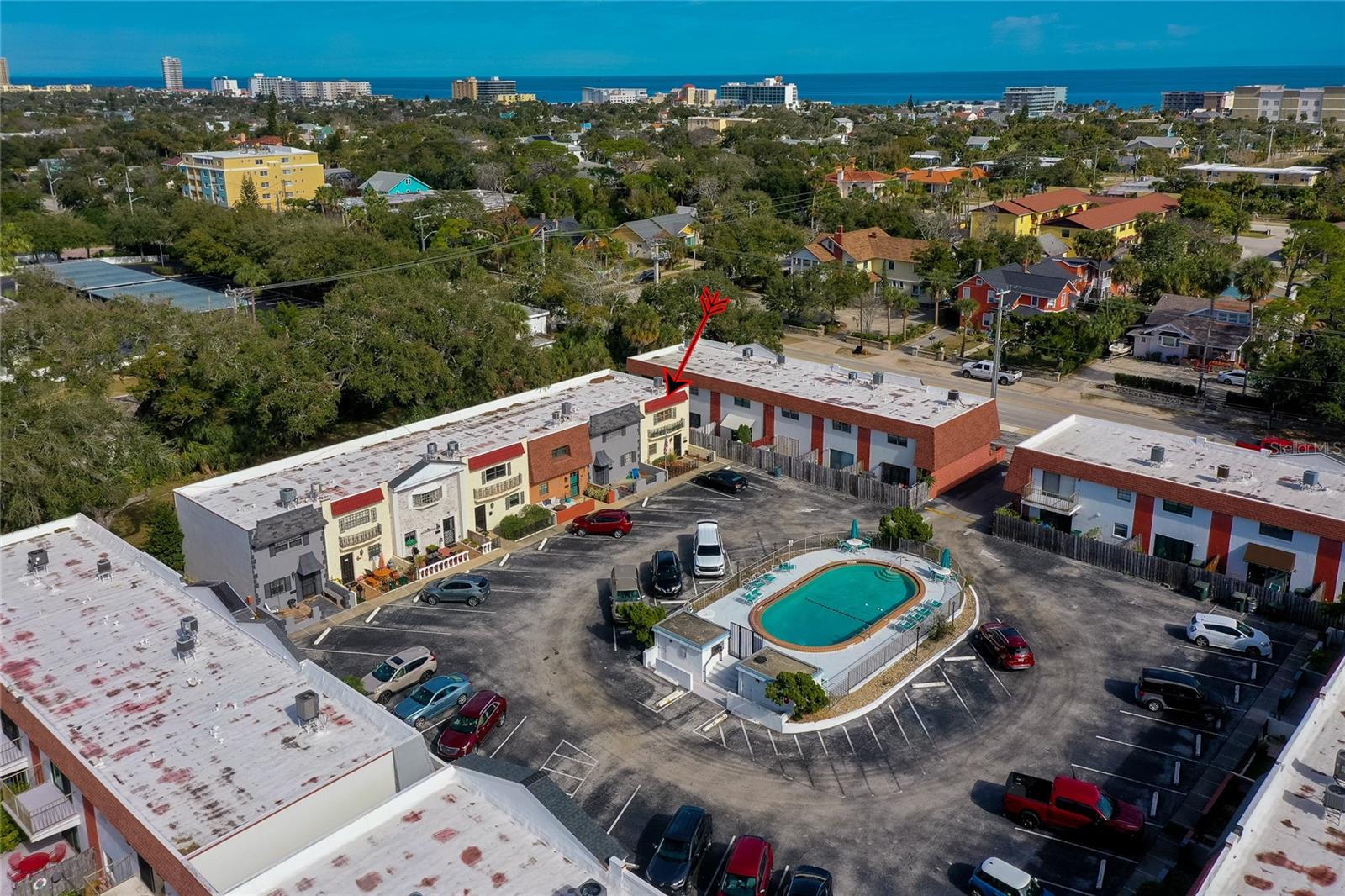 Image 33 of 36 For 625 Halifax Avenue 30