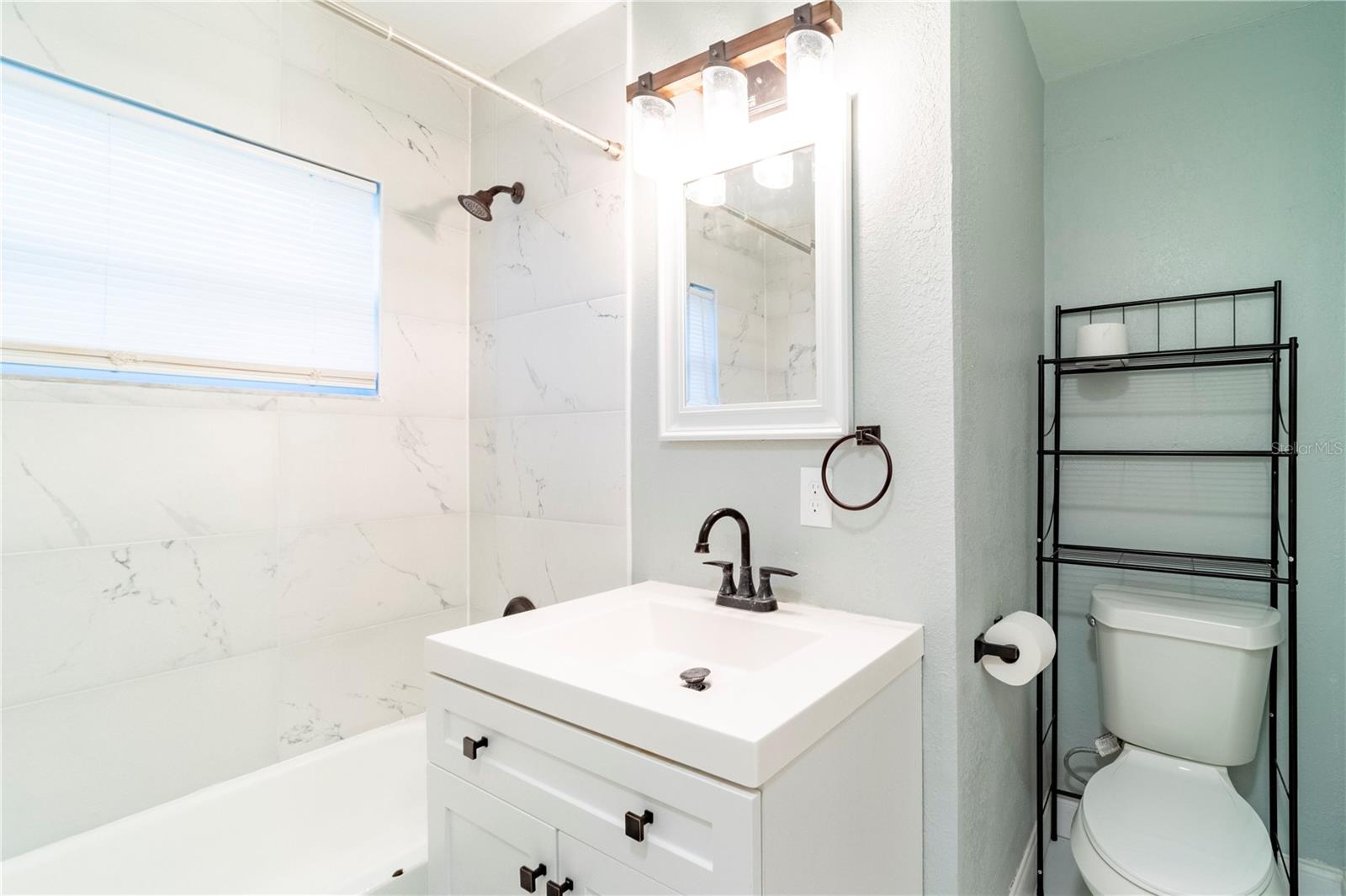 Image 11 of 21 For 51 Cortez Avenue