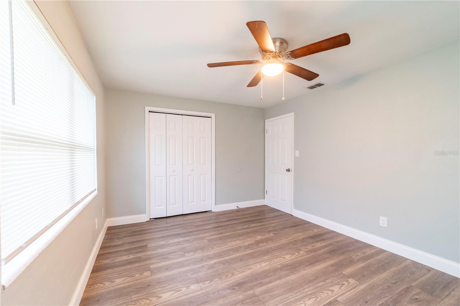 Image 13 of 21 For 51 Cortez Avenue