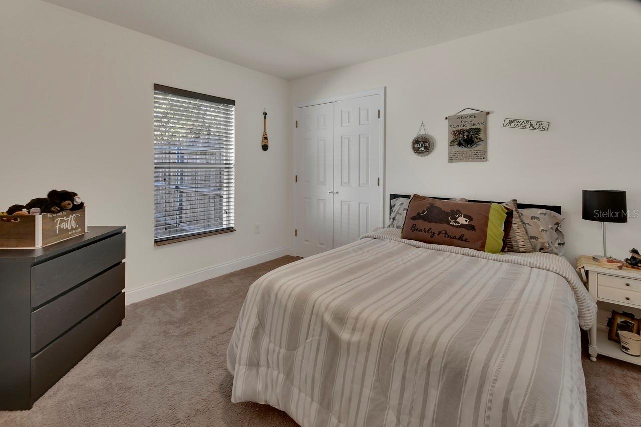 Image 21 of 38 For 1089 Eastbrook Avenue