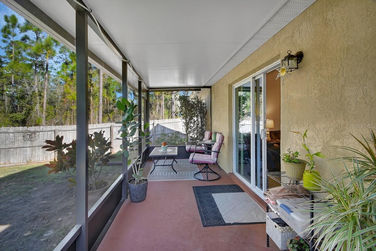 Image 26 of 38 For 1089 Eastbrook Avenue