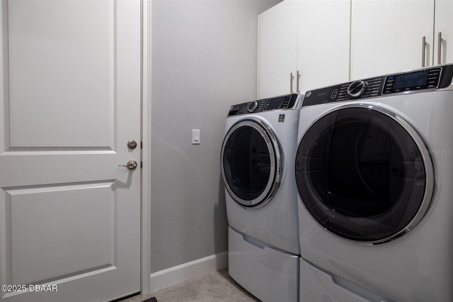 Image 23 of 28 For 27 Longridge Lane